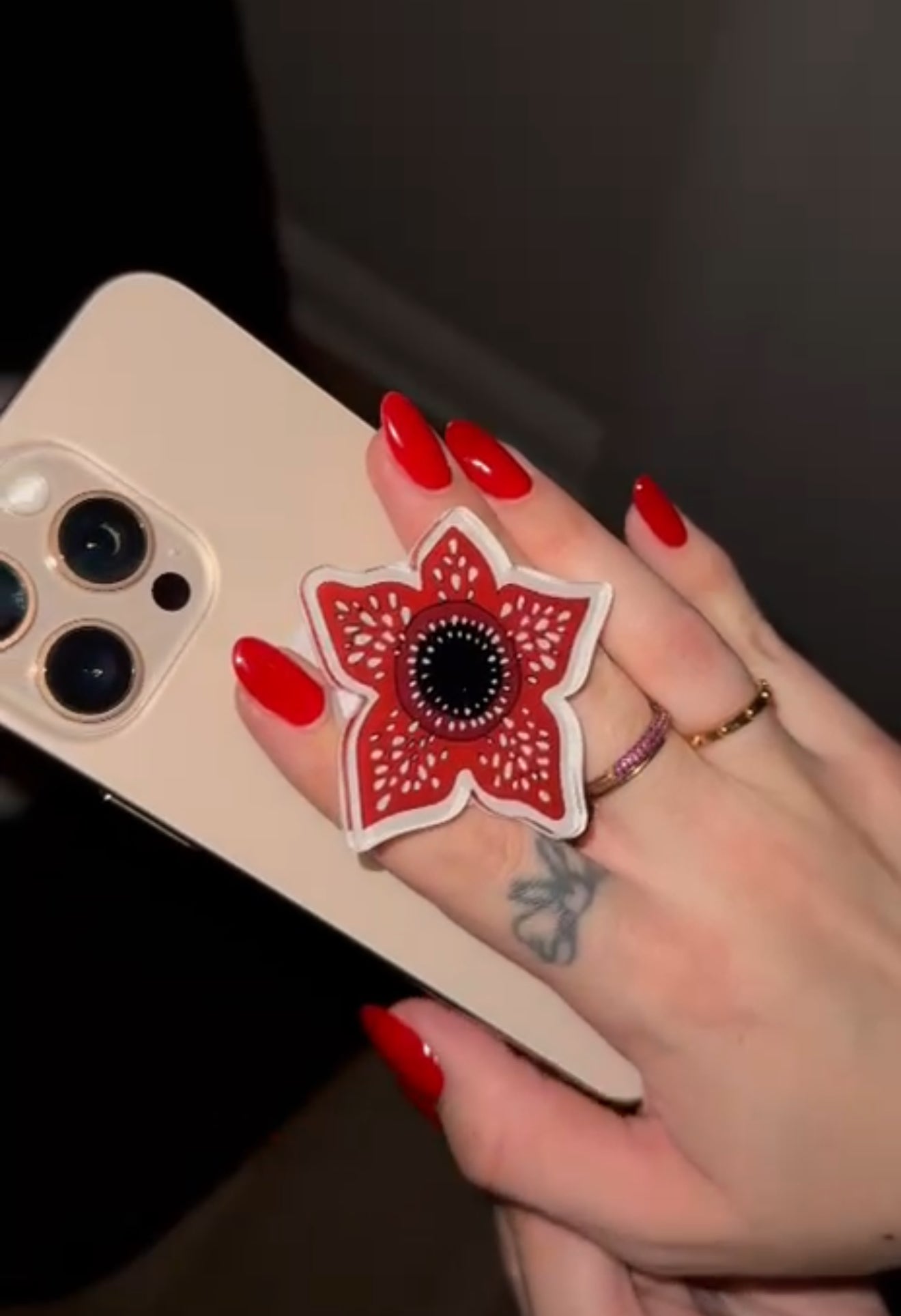 Demogorgon Phone Clip, Stranger Things Phone Acessory