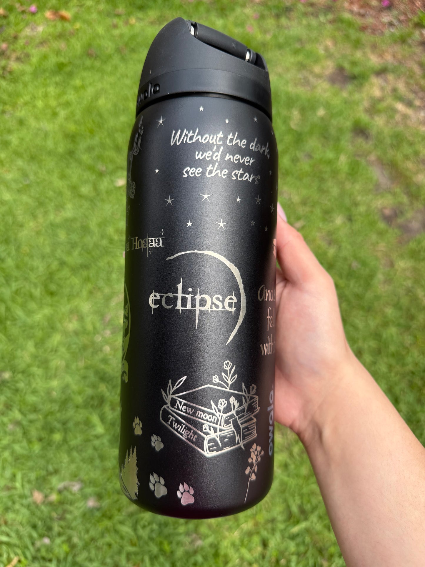 Twilight Saga Owala FreeSip, Bella Edward Vampire gift