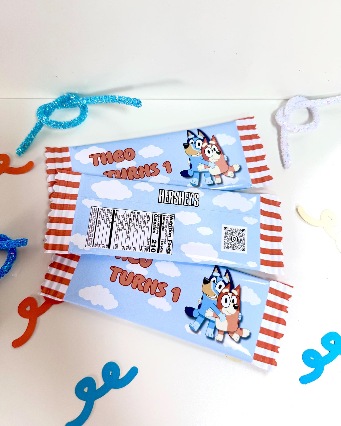 Blue Birthday Party Favor Bundle of Personalized Chocolate Bars 1.5oz Blue Bingo Party, Tabletop decoration, Custom with Name and Age