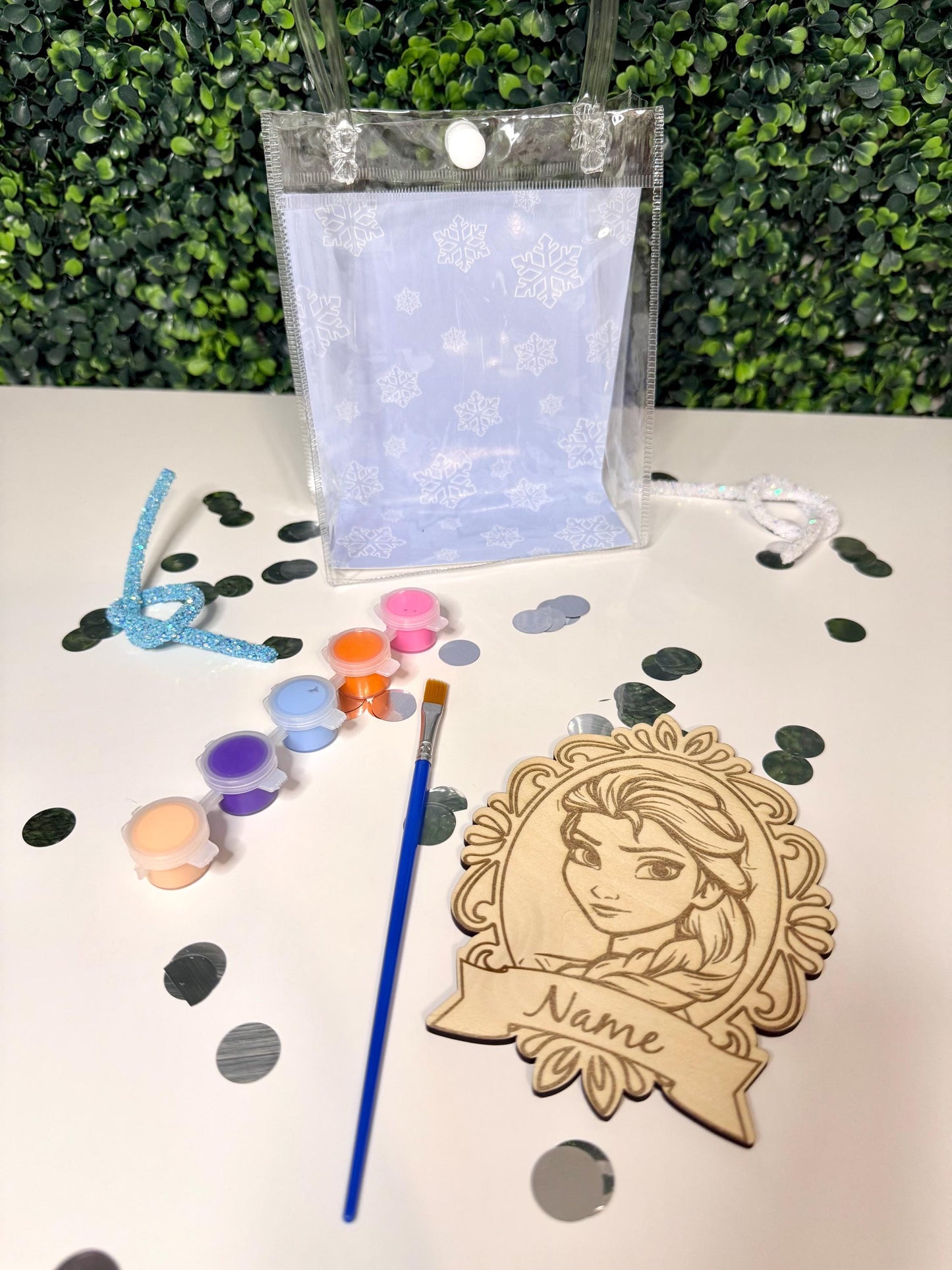 Frozen Party Favor, Elsa Anna Custom Wood coloring kit, Painting kit for kids, Personalized Princess Party favor, Frozen Birthday
