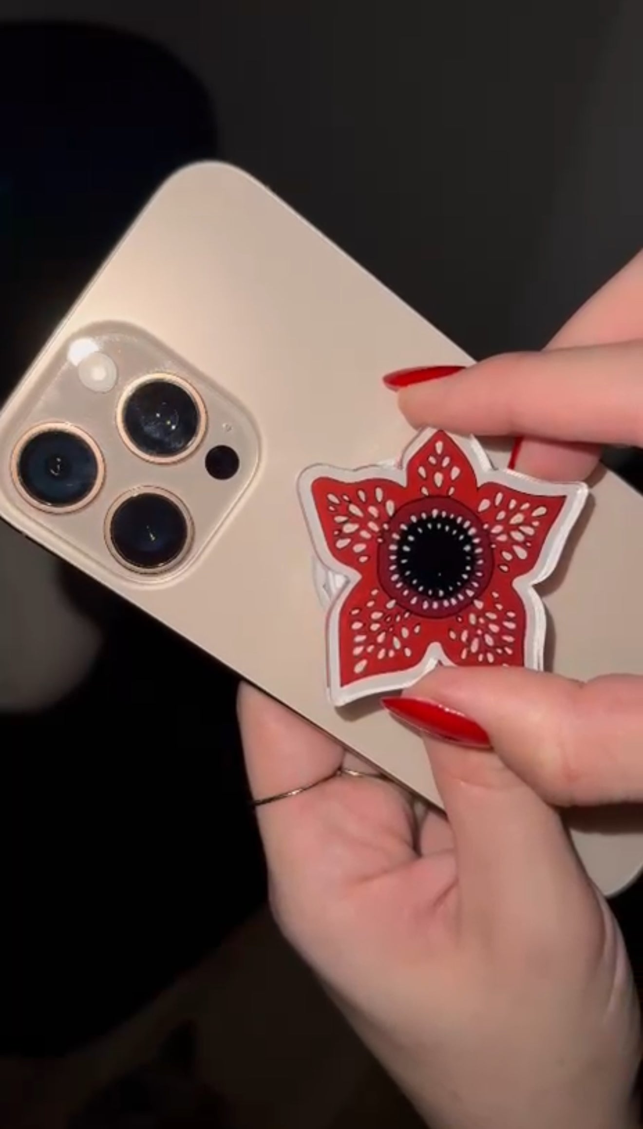 Demogorgon Phone Clip, Stranger Things Phone Acessory