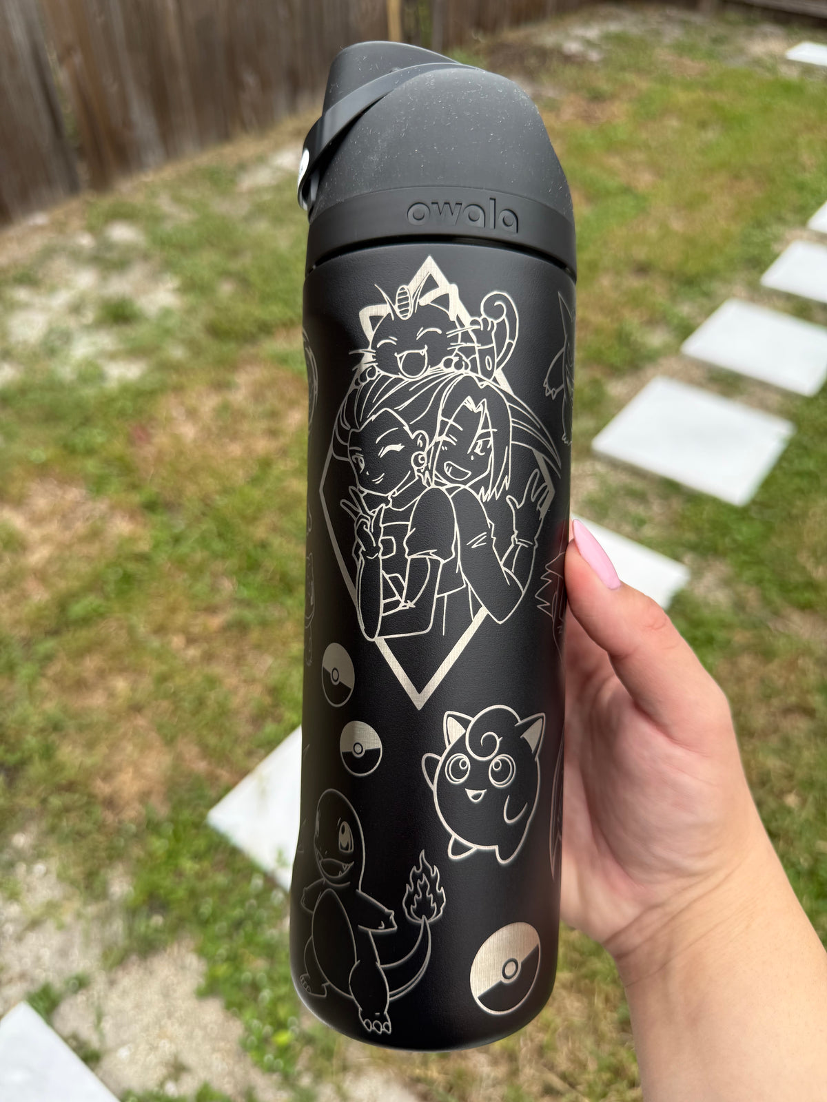 (Minor defect) Poke Cartoon Engraved Owala 24oz Tumbler