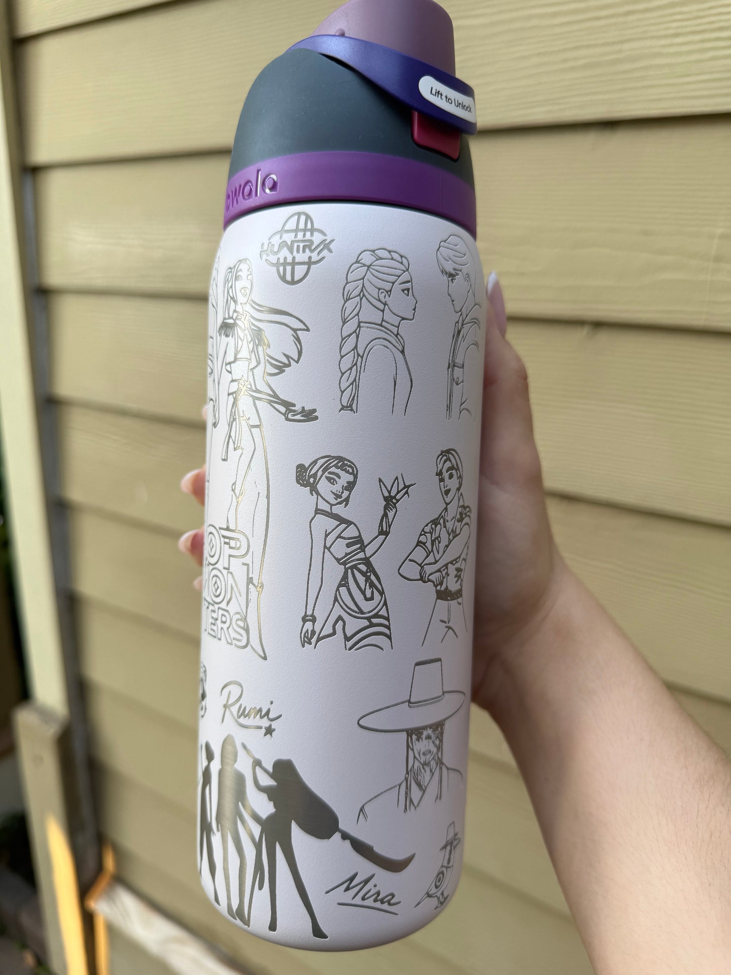 Demon Hunters Engraved Owala Free Sip Kpop