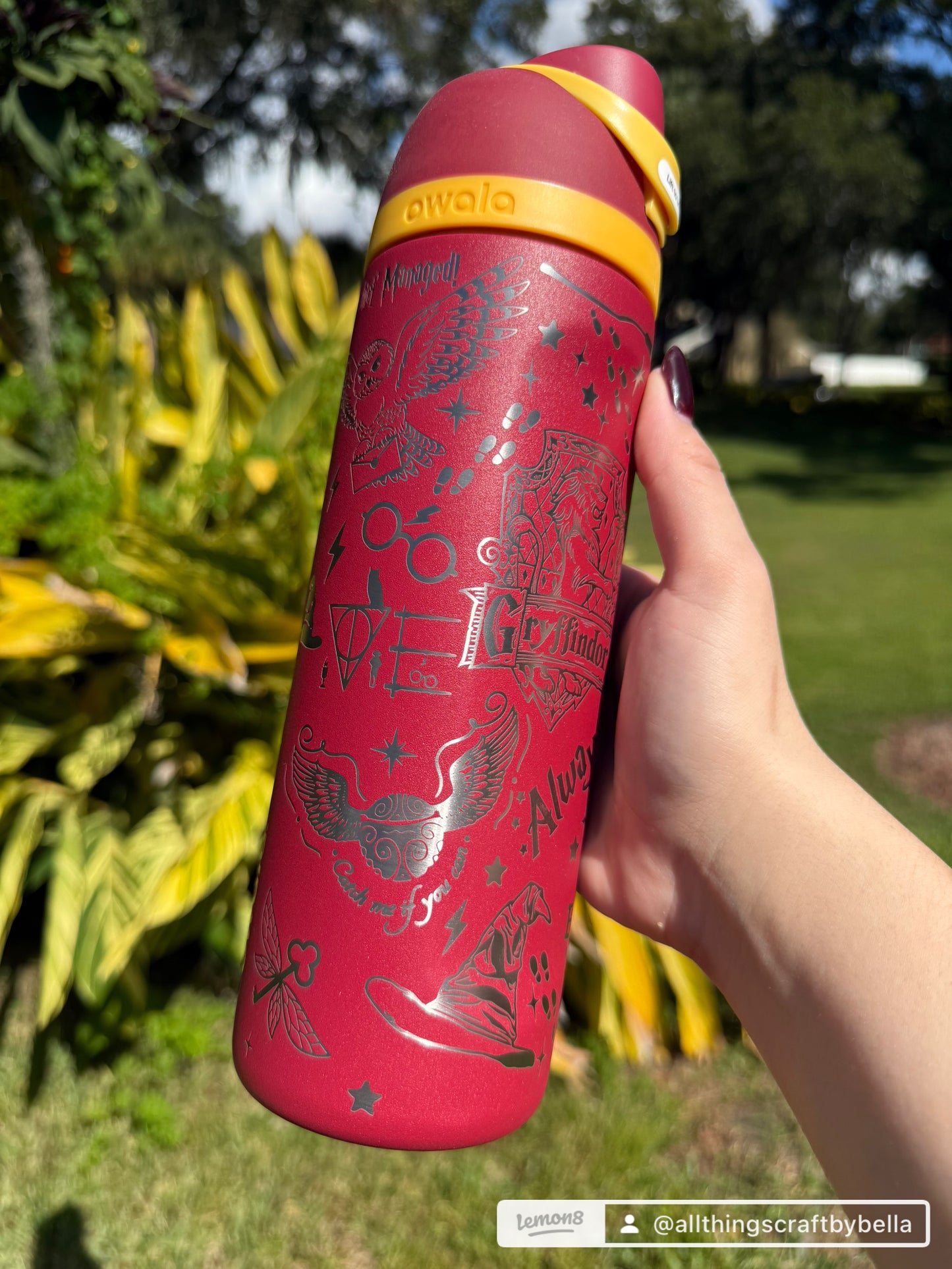 Harry Potter Engraved Owala FreeSip, Gryffindor