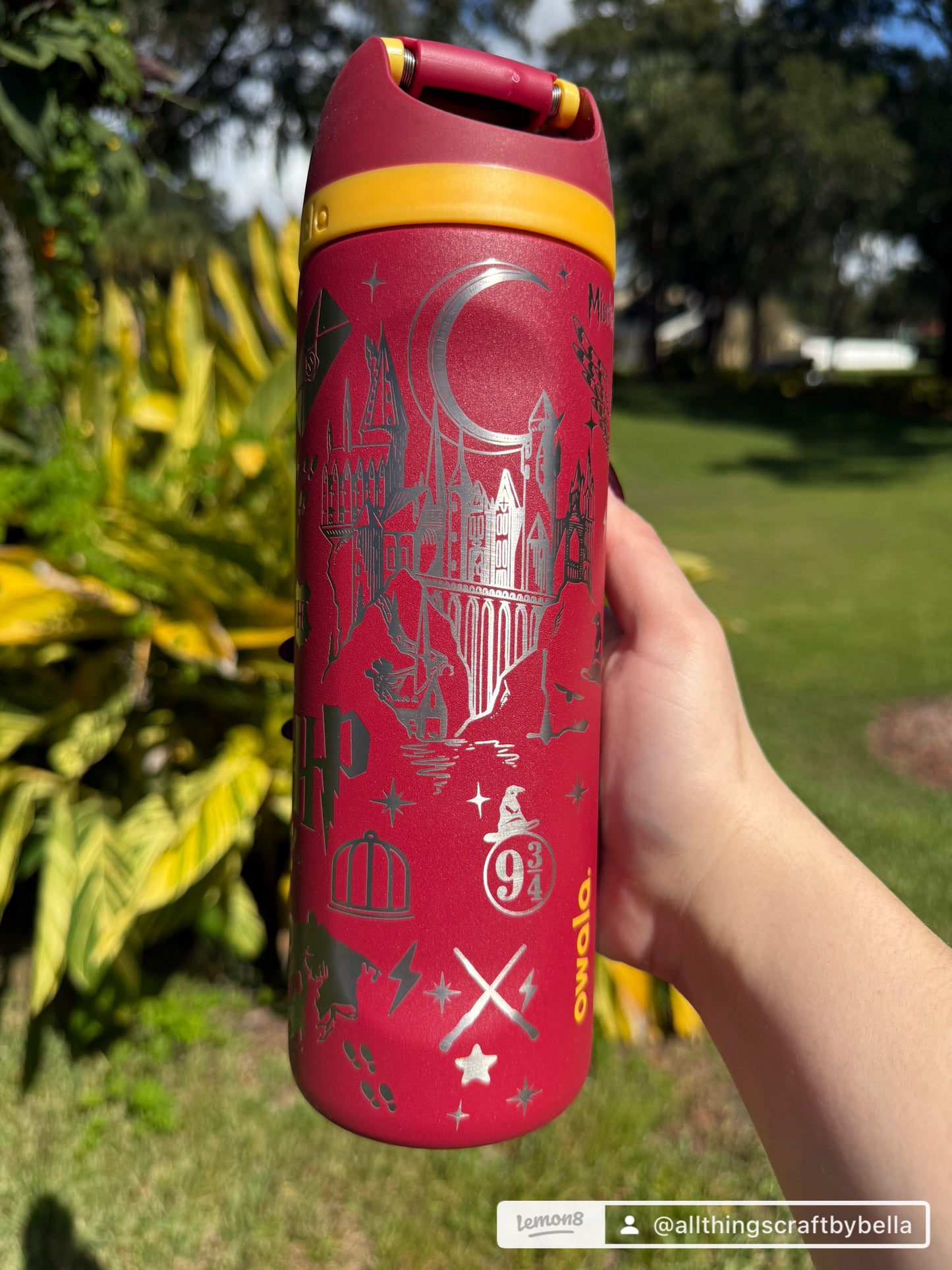 Harry Potter Engraved Owala FreeSip, Gryffindor