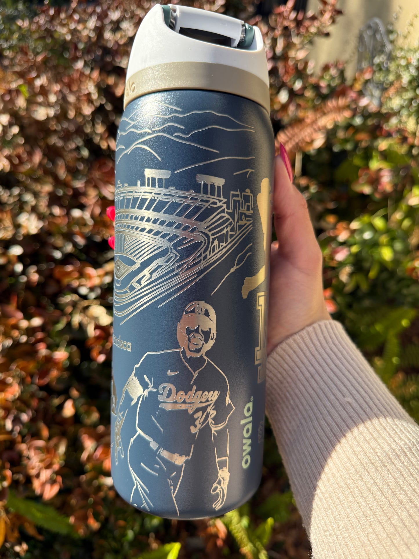 Baseball Fan Engraved Owala Los Angeles Free Sip 32oz