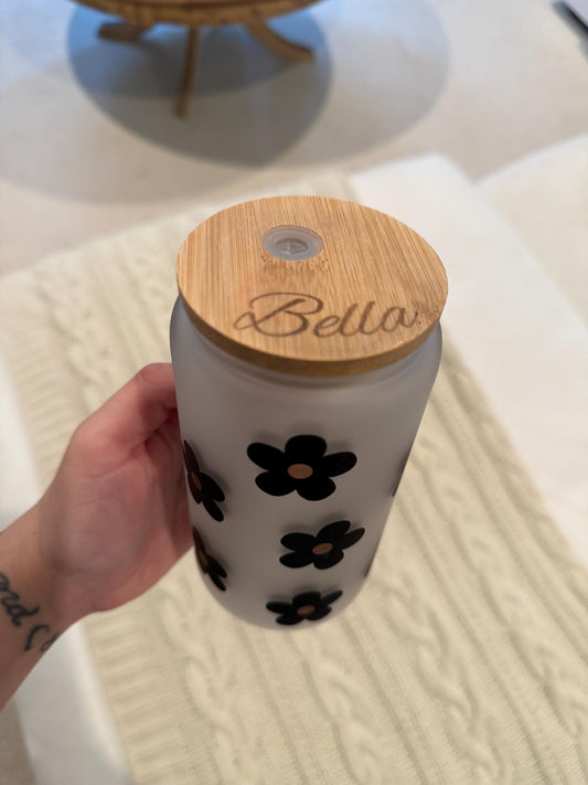 Personalized Valentines Gift Boho Iced coffee Glass, 16oz Glass tumbler with NAME engraved lid, Boho cute flowers design, gift for her