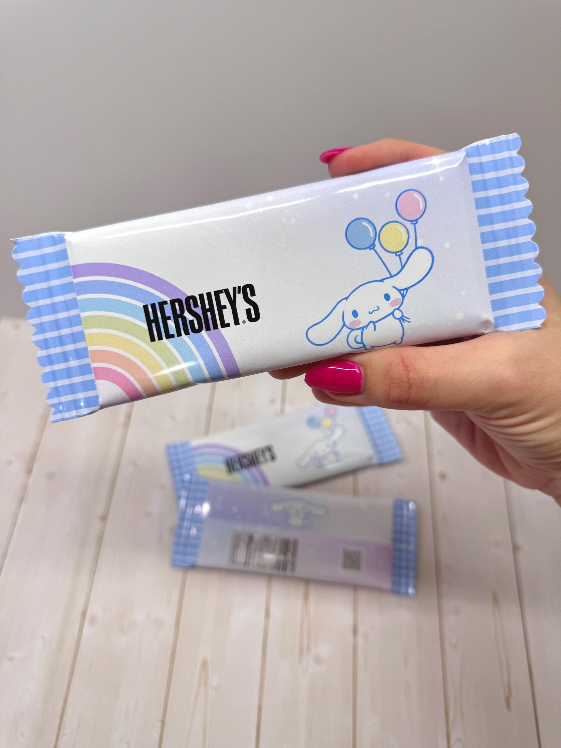 Cinnamon roll Birthday Party Chocolate Bars Bundle of Personalized Chocolate Bars 1.5oz Kawaii Party favor, Birthday Tabletop decoration