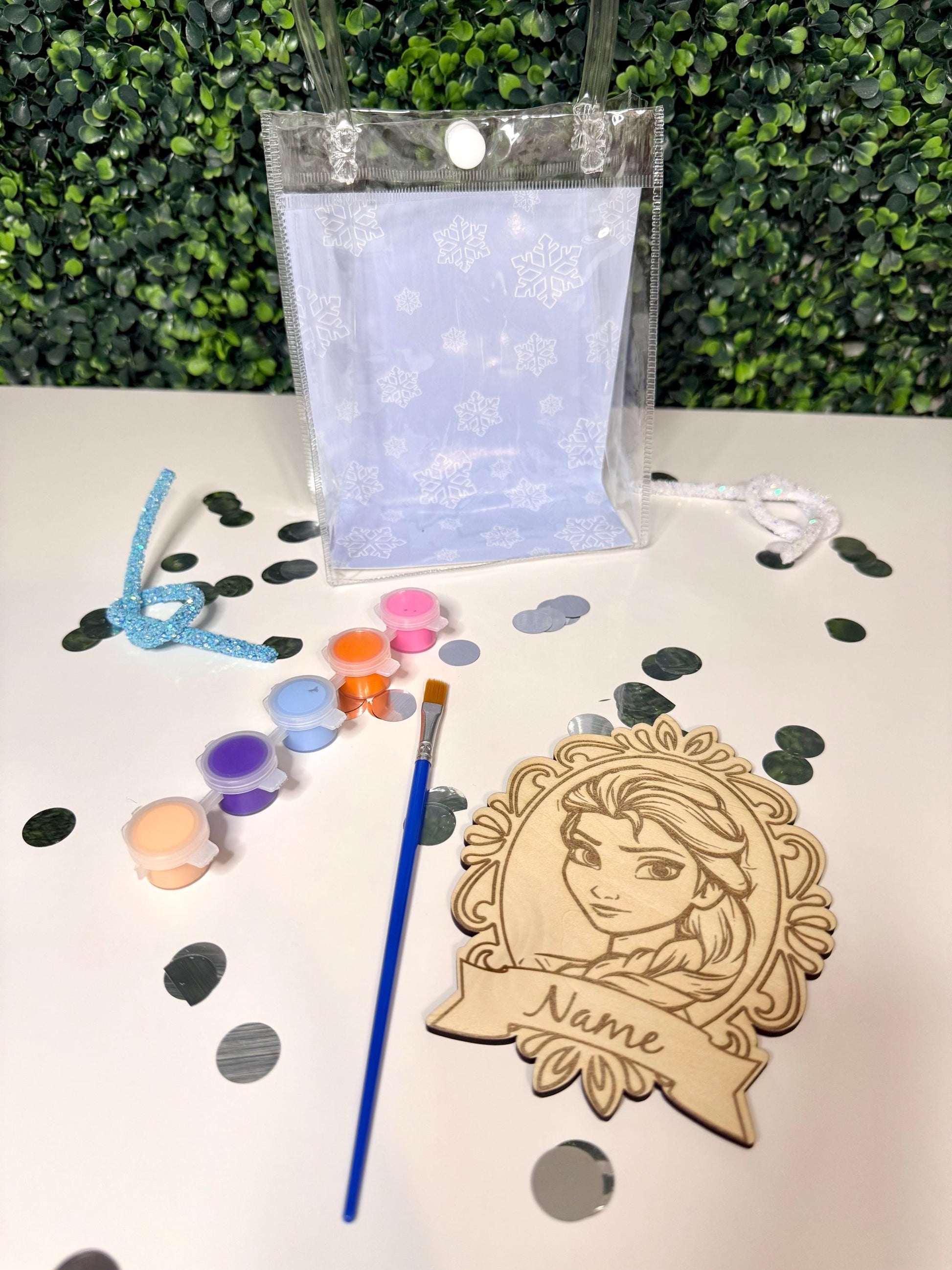 Frozen Party Favor, Elsa Anna Custom Wood coloring kit, Painting kit for kids, Personalized Princess Party favor, Frozen Birthday